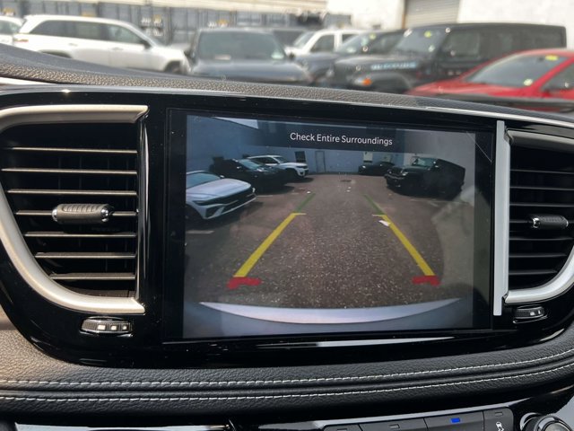 Used 2026 Chrysler Pacifica Select FWD image 28