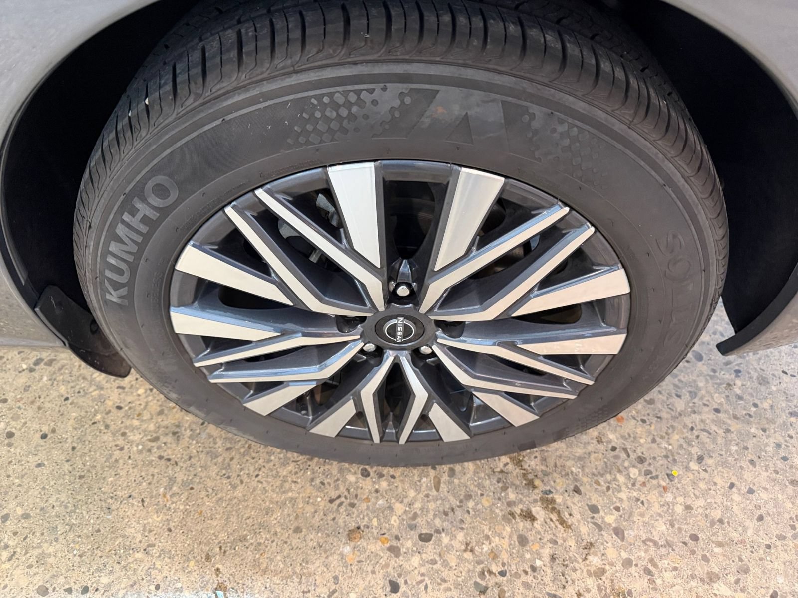 Used 2026 Nissan Altima 2.5 SV FWD image 28