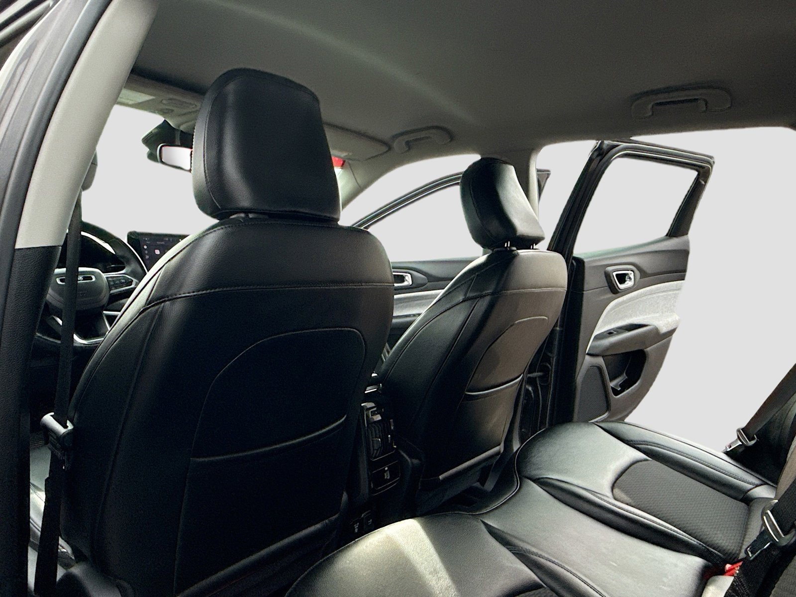 Used 2022 Jeep Compass Latitude w/ Convenience Group image 6