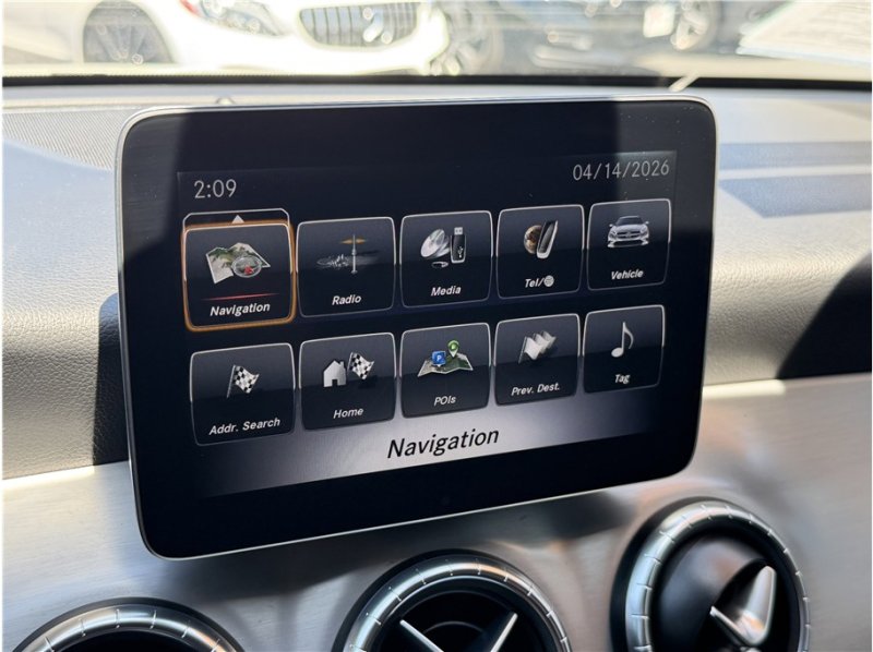 Used 2018 Mercedes-Benz CLA 250 image 43