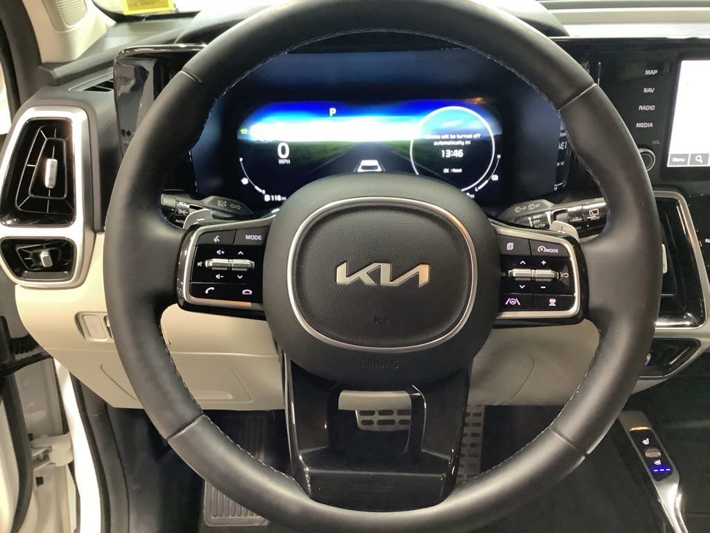 Certified 2023 Kia Sorento SX Prestige image 12