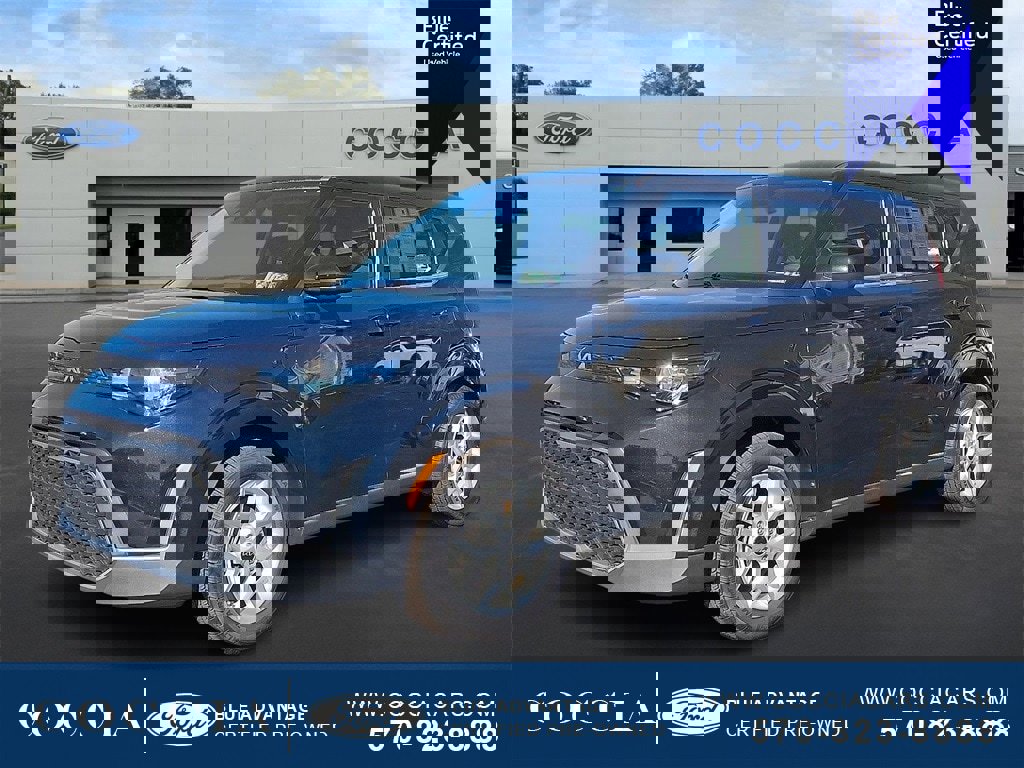 Used 2023 Kia Soul LX w/ LX Technology Package