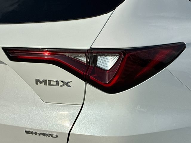 Used 2025 Acura MDX w/ Technology Package AWD/4WD image 30