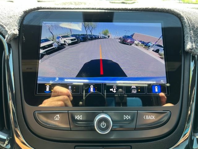 Used 2022 Chevrolet Equinox RS w/ Infotainment Package image 26