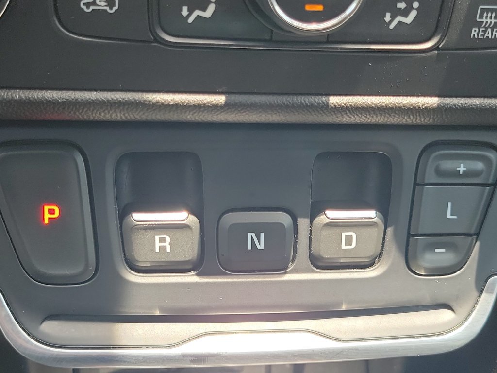 Used 2019 GMC Terrain Denali w/ Advanced Safety Package FWD image 37