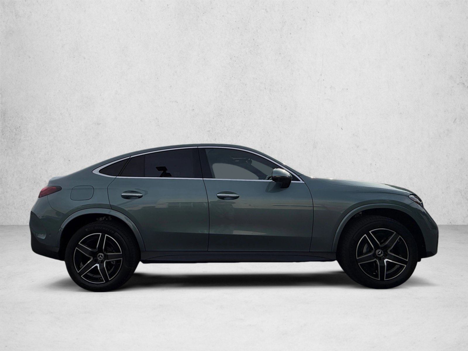 New 2027 Mercedes-Benz GLC 300 4MATIC image 4