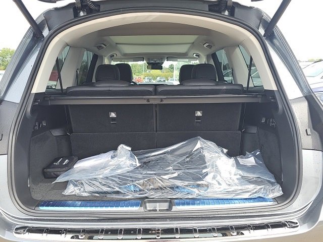 New 2026 Mercedes-Benz GLS 450 4MATIC image 8
