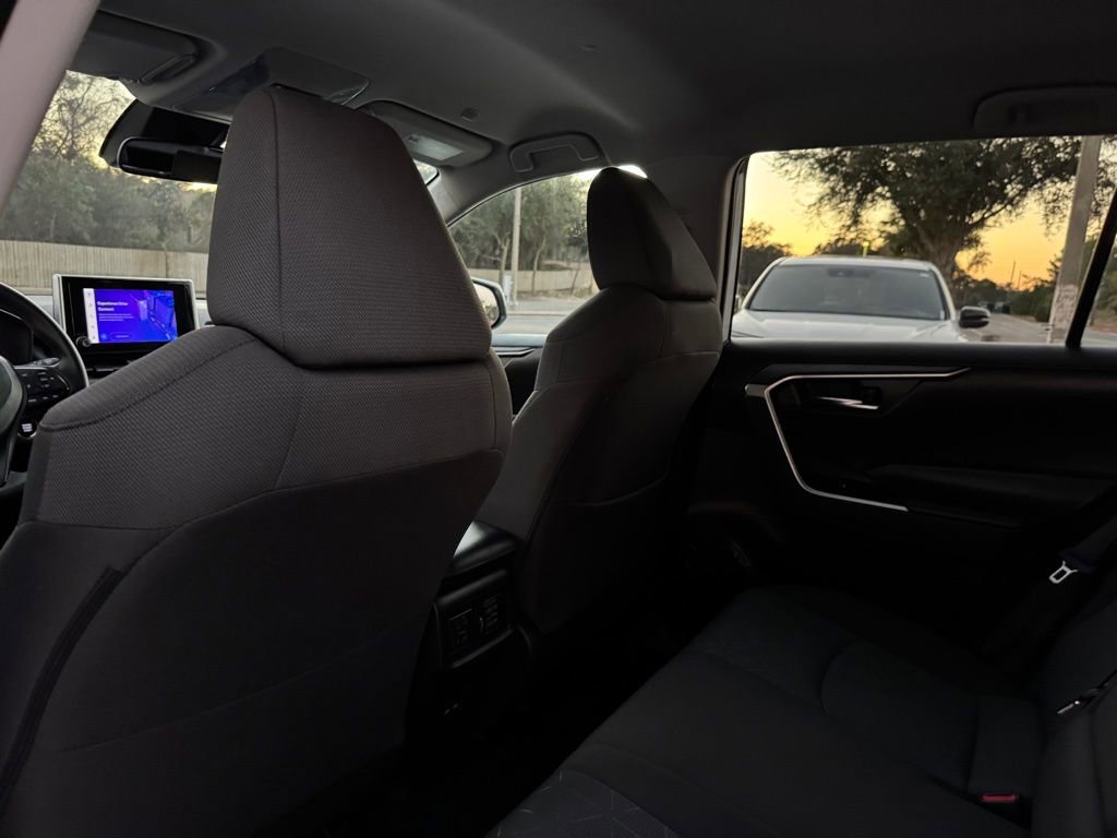 Used 2024 Toyota RAV4 XLE image 18