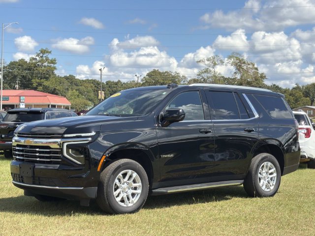 Used 2025 Chevrolet Tahoe LT RWD image 14