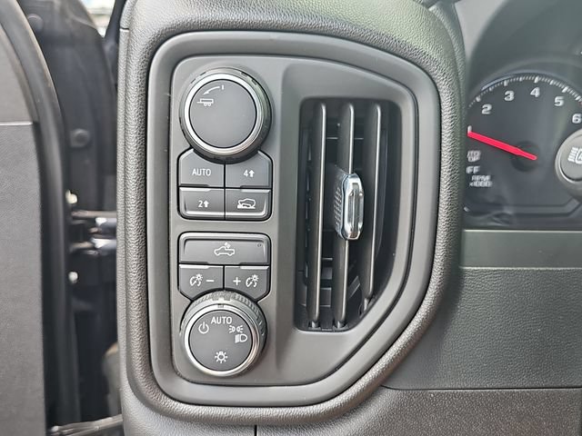 Used 2022 Chevrolet Silverado 1500 Custom AWD/4WD image 30