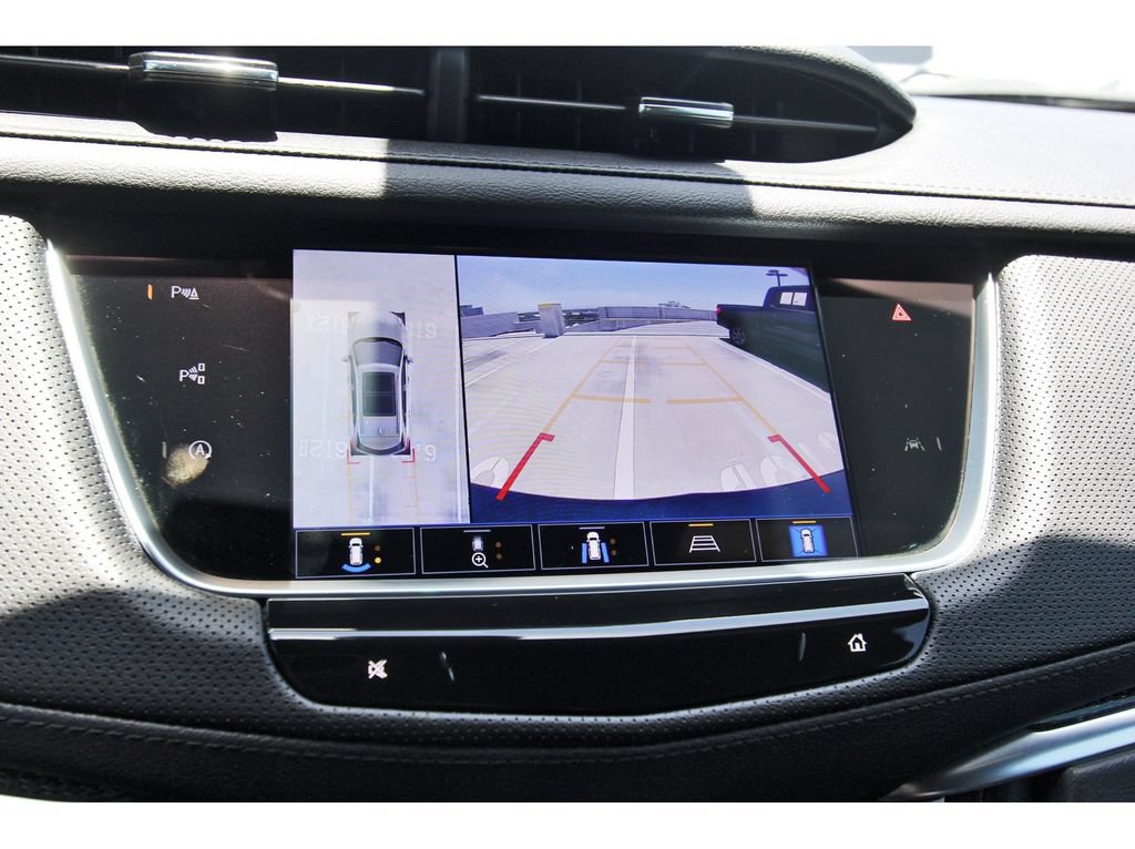 Certified 2025 Cadillac XT5 Sportv w/ Technology Package AWD/4WD image 22