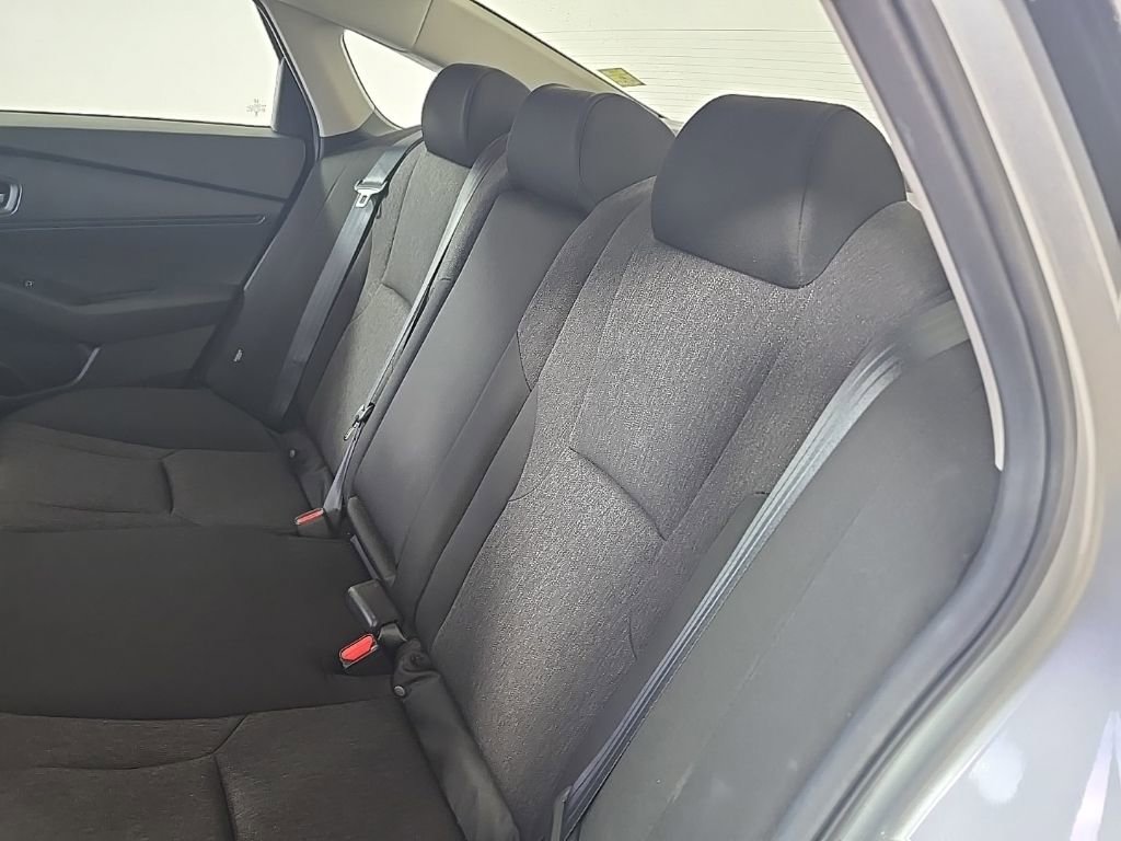 Used 2025 Honda Accord SE image 14