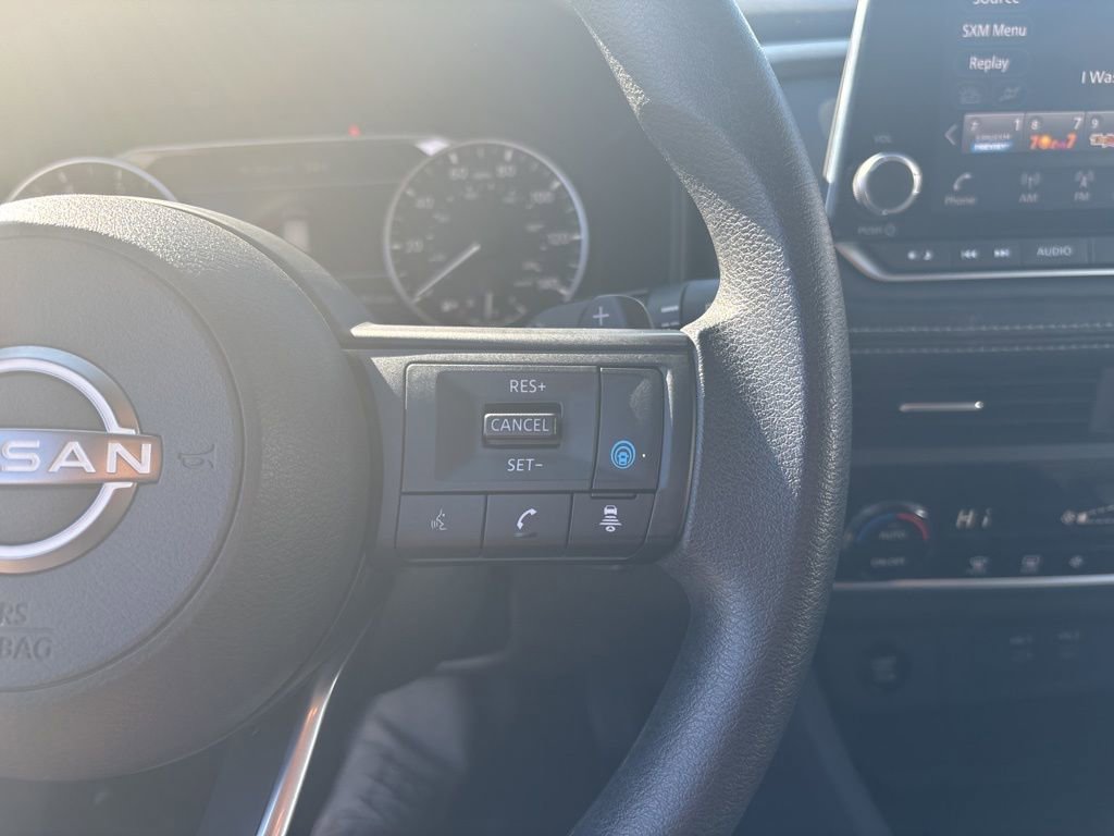 Used 2024 Nissan Rogue SV AWD/4WD image 21