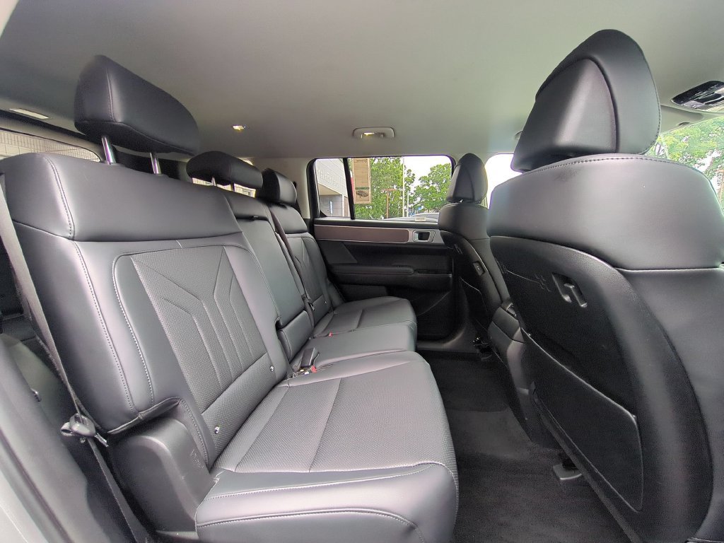 Used 2026 Hyundai Santa Fe SEL FWD image 29