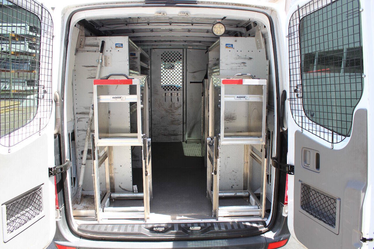 Used 2012 Mercedes-Benz Sprinter 2500 image 22