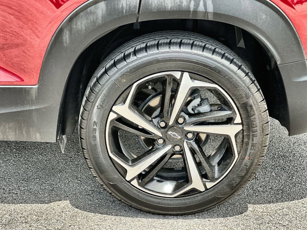 Used 2022 Chevrolet TrailBlazer RS FWD image 32
