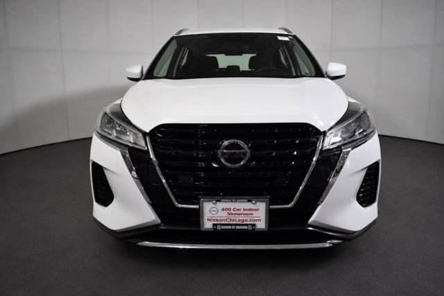 Used 2021 Nissan Kicks SV FWD image 2