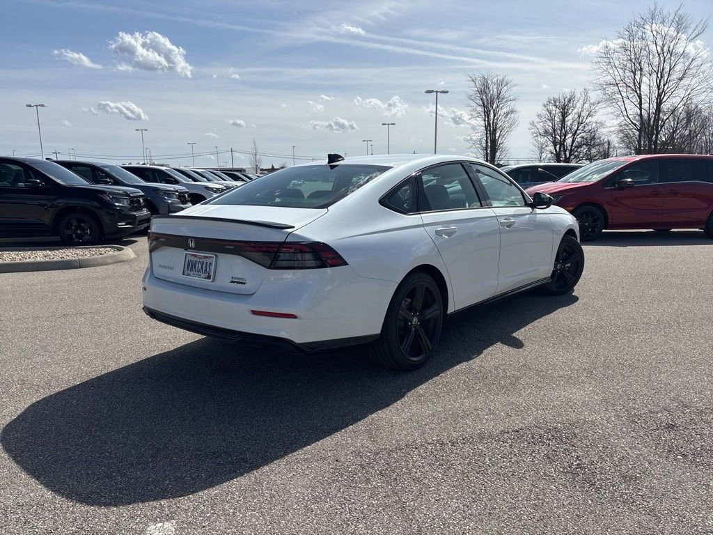 Used 2025 Honda Accord Sport image 12