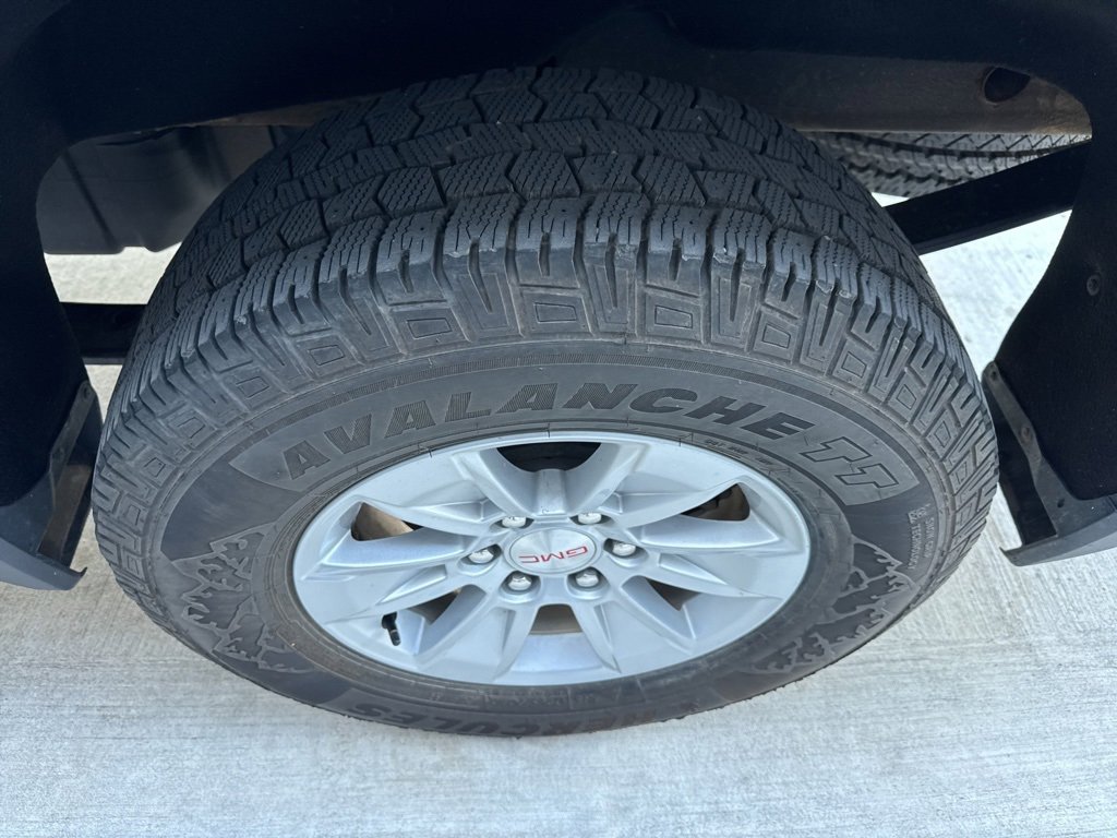 Used 2024 GMC Sierra 1500 SLE image 20