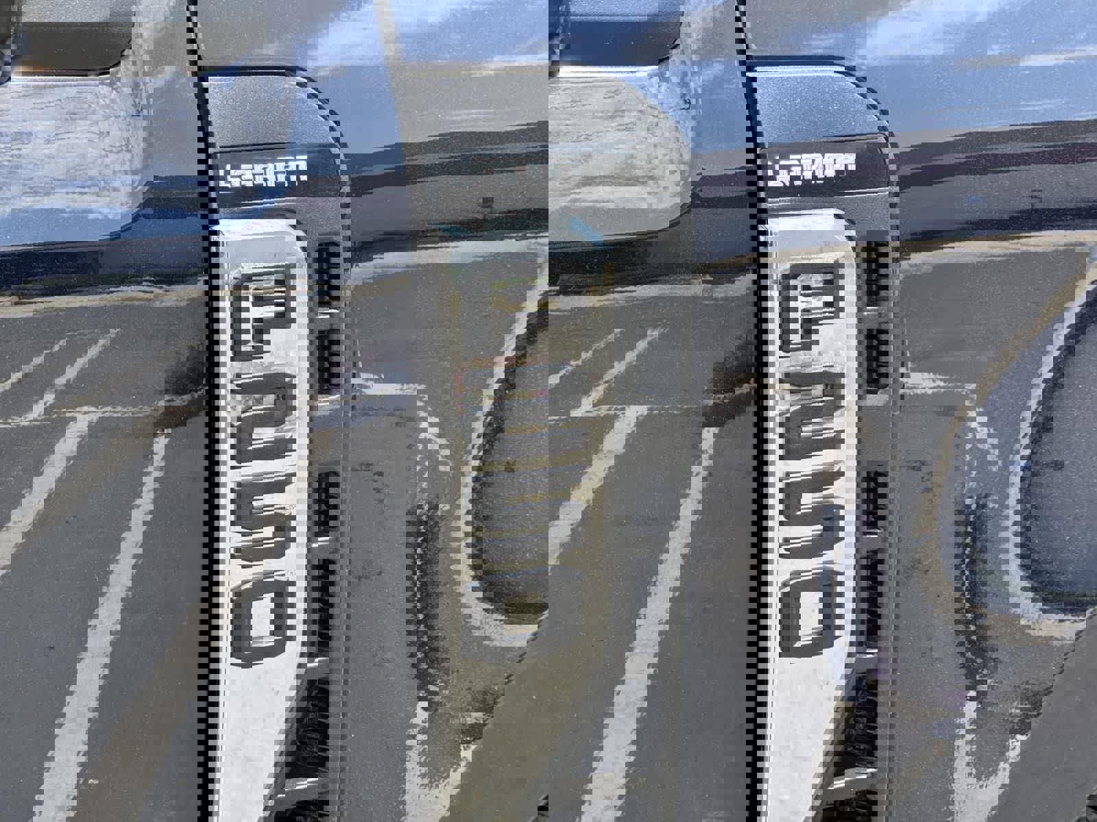 Used 2023 Ford F250 Lariat w/ Lariat Ultimate Package image 37