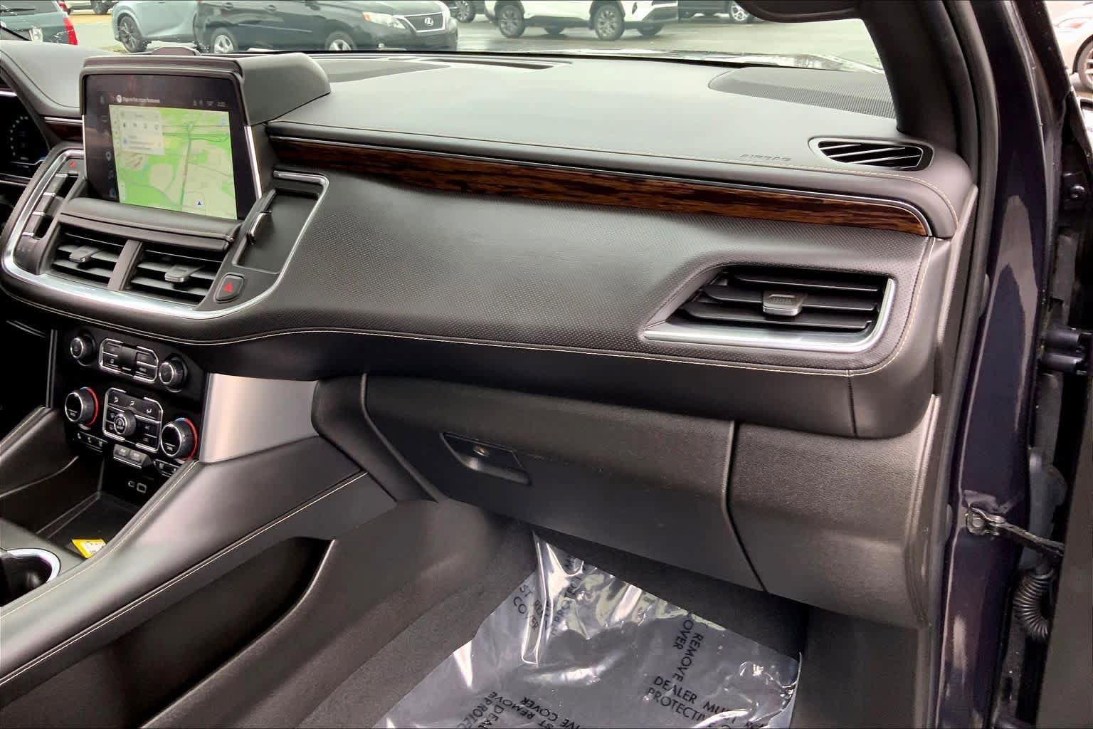 Used 2022 Chevrolet Tahoe Premier AWD/4WD image 20