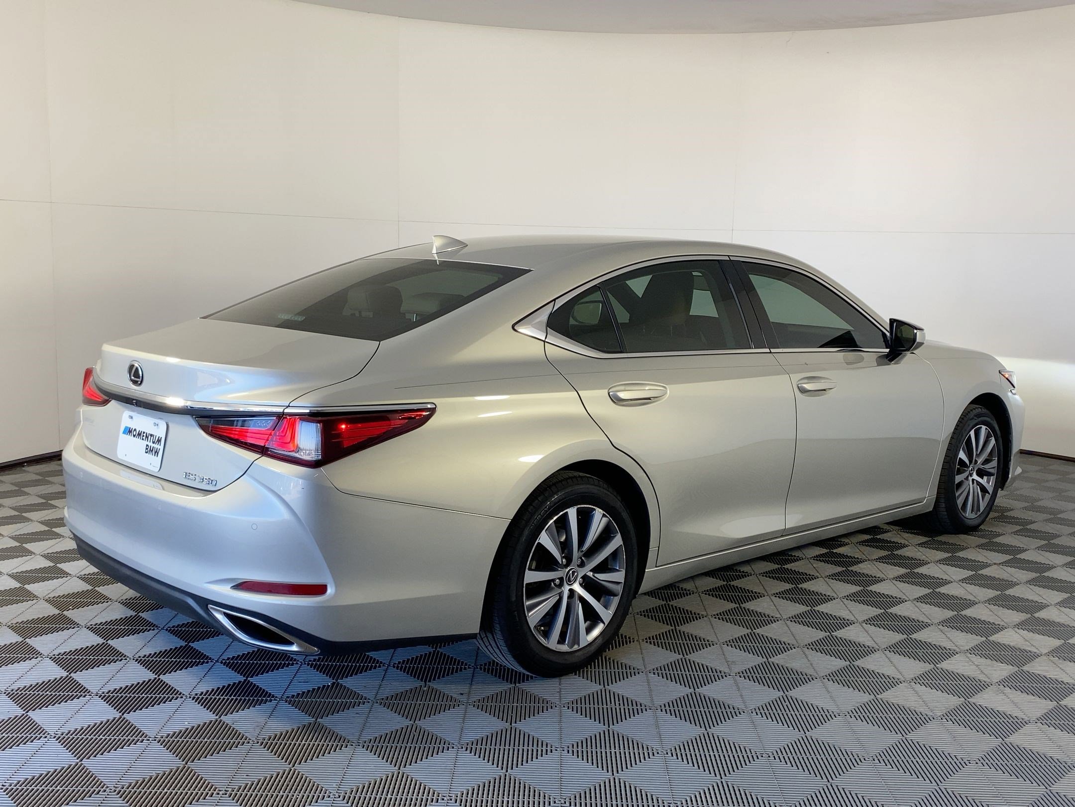 Used 2019 Lexus ES 350 image 7