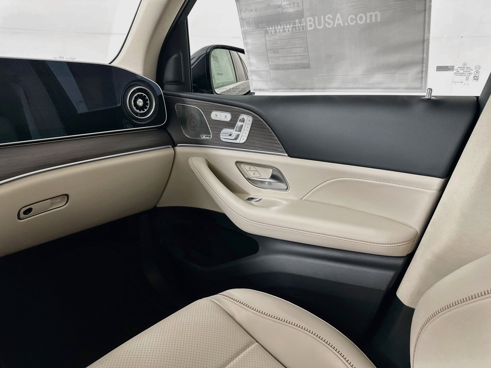 New 2027 Mercedes-Benz GLS 450 4MATIC image 26