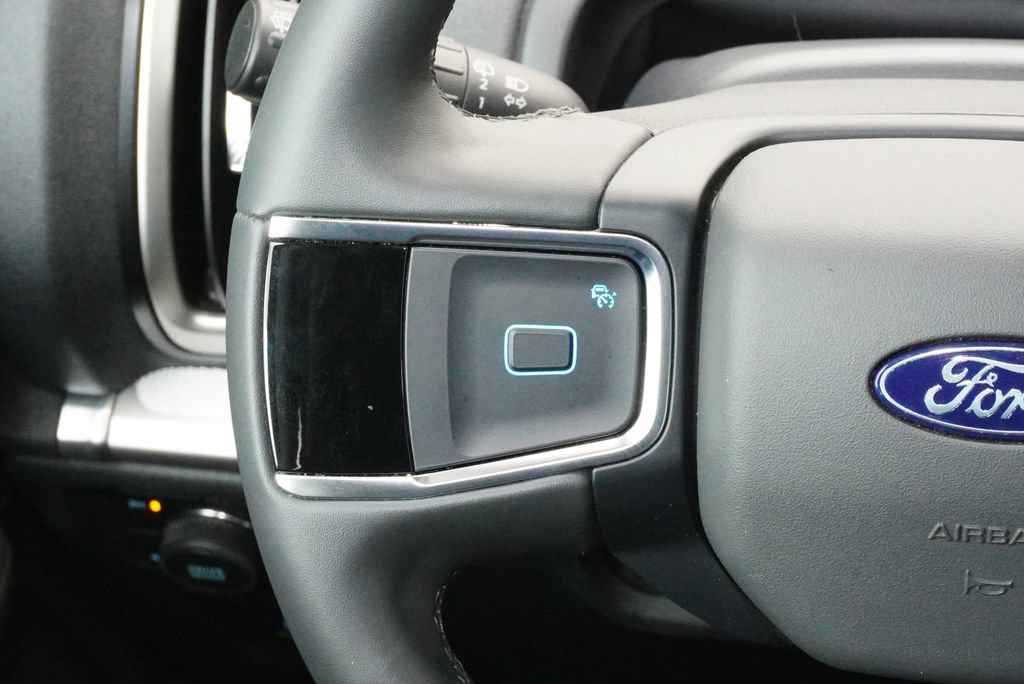 Used 2025 Ford Expedition Max Active AWD/4WD image 21