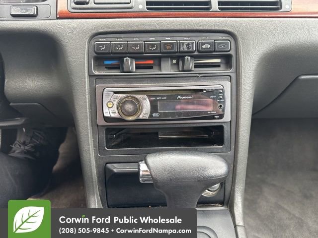 Used 1992 Acura Vigor GS image 8