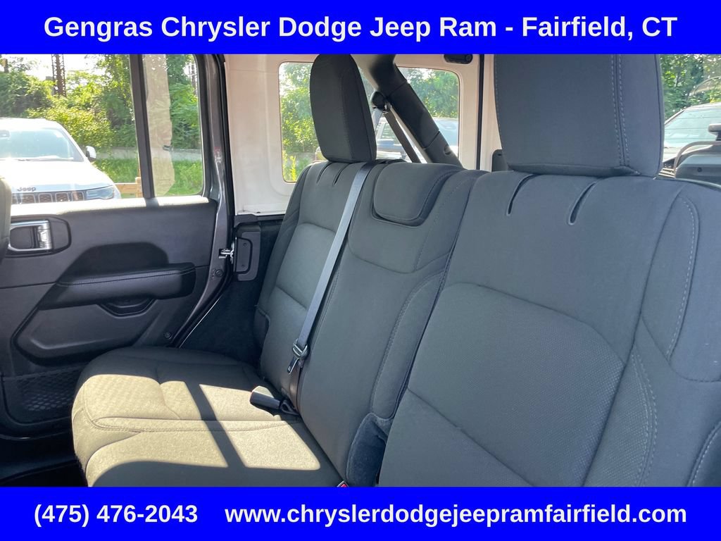 Certified 2021 Jeep Wrangler Unlimited Sahara AWD/4WD image 39