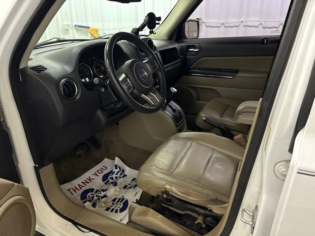 Used 2014 Jeep Patriot Limited w/ Sun/Sound Group AWD/4WD image 21