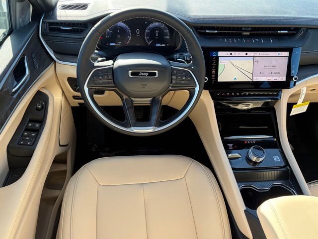 New 2026 Jeep Grand Cherokee Limited w/ Limited Altitude Package AWD/4WD image 39