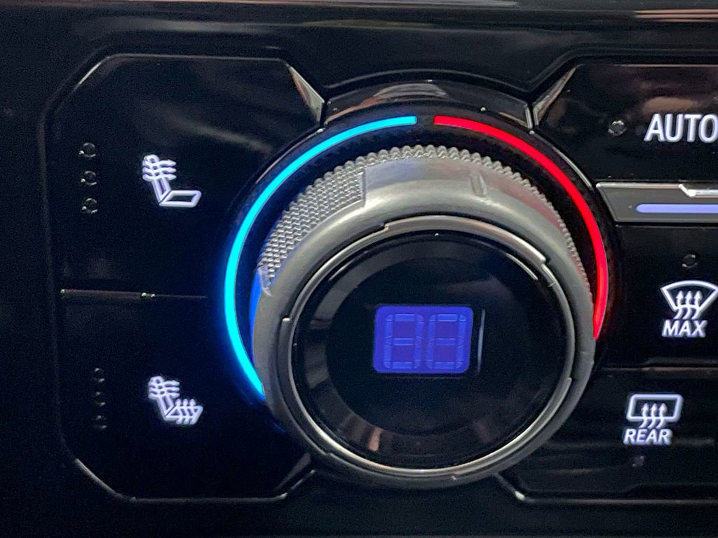 Used 2024 Chevrolet Silverado 1500 LT image 30