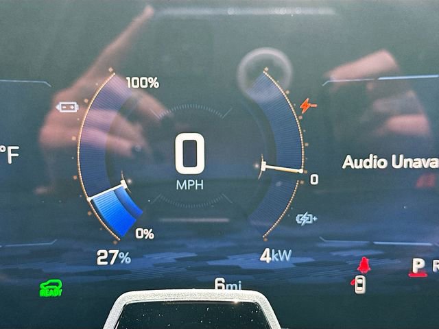 New 2025 Chevrolet Equinox EV RS image 12