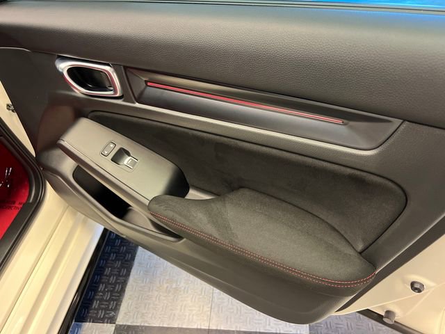 Used 2024 Honda Civic Type R image 11