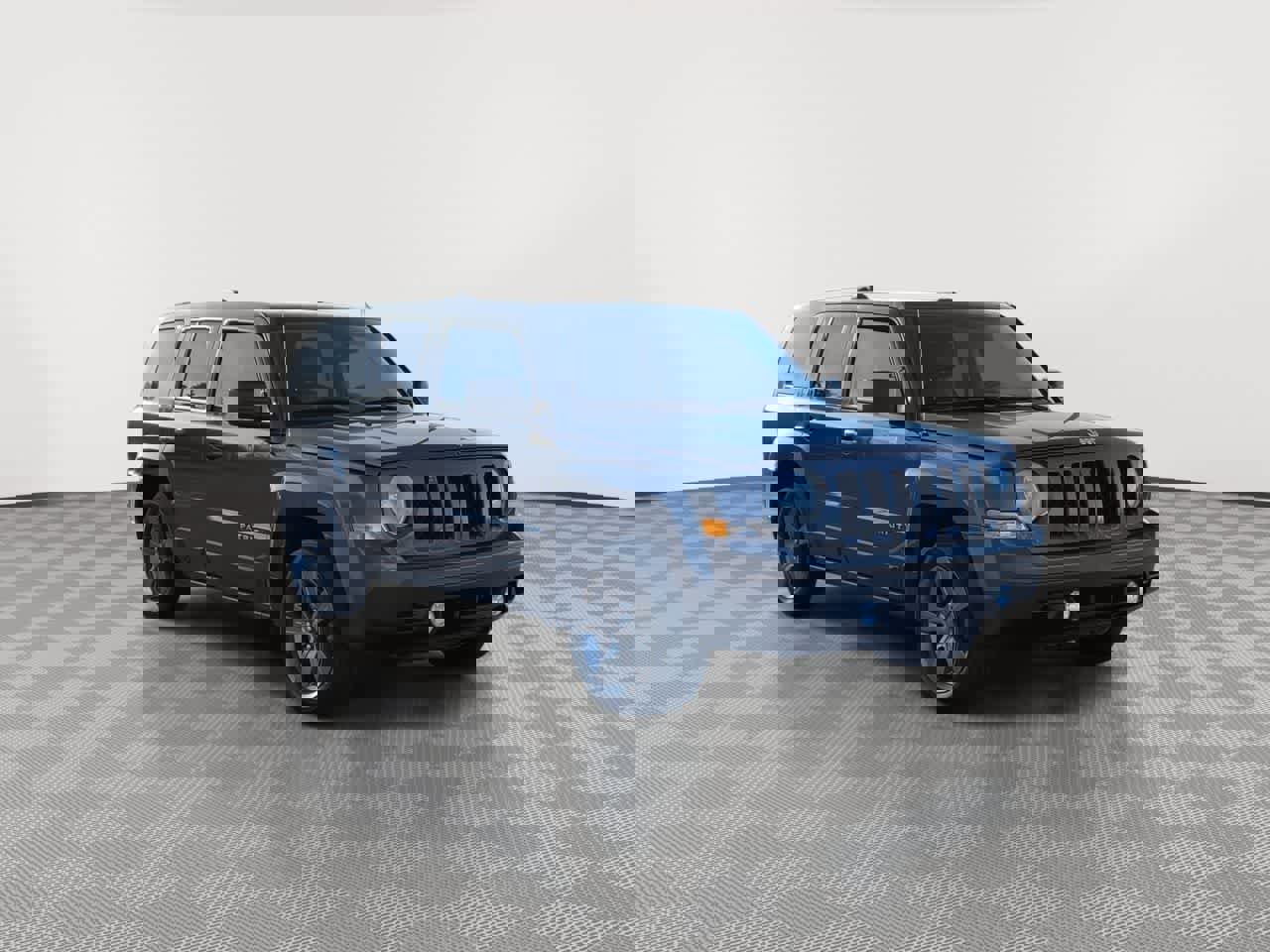 Used 2015 Jeep Patriot High Altitude image 2