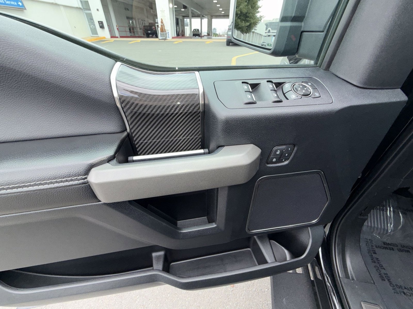 Used 2019 Ford F150 Raptor w/ Equipment Group 802A Luxury image 15