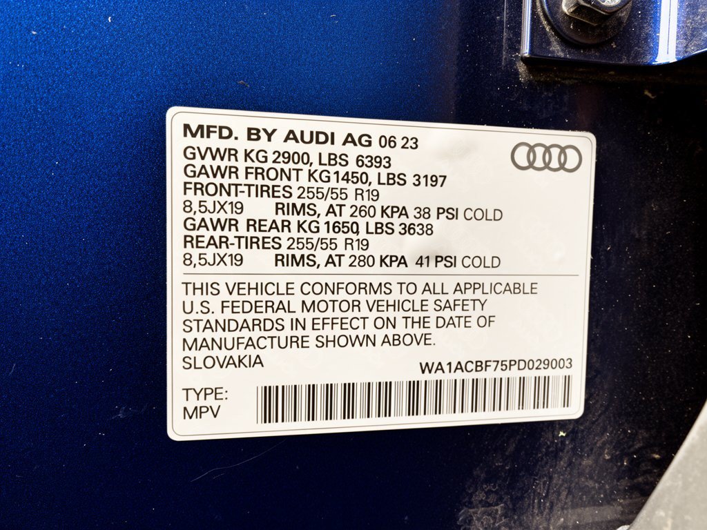 Used 2023 Audi Q7 2.0T Premium w/ Convenience Package AWD/4WD image 32