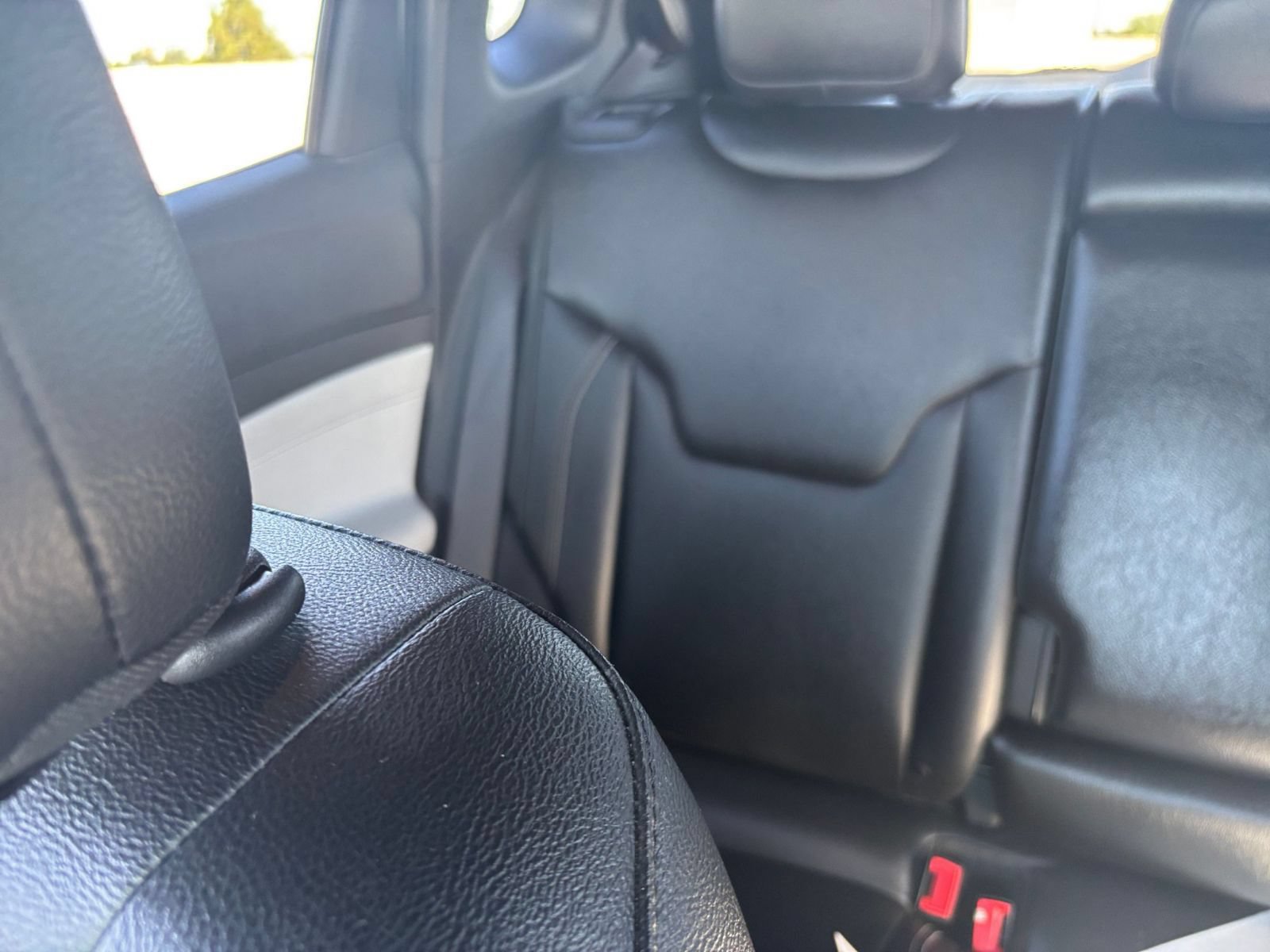 Used 2025 Jeep Compass Limited AWD/4WD image 40