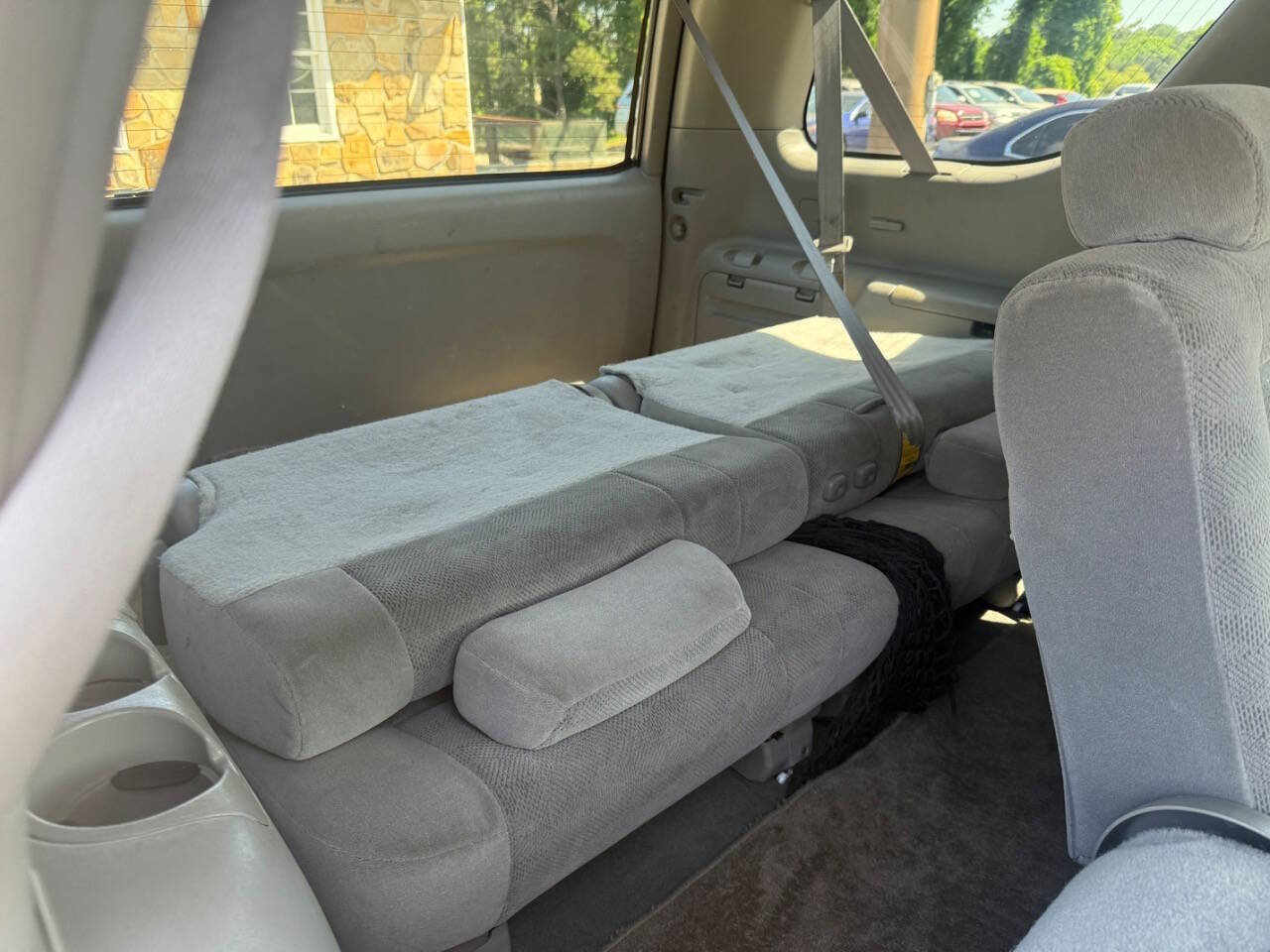 Used 2006 Toyota Sequoia SR5 RWD image 12