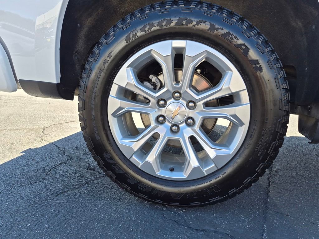 Used 2024 Chevrolet Silverado 1500 LTZ w/ LTZ Convenience Package II image 9