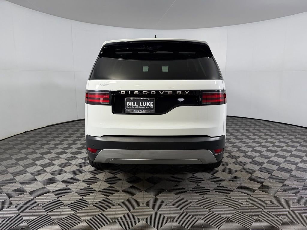Used 2024 Land Rover Discovery S image 5