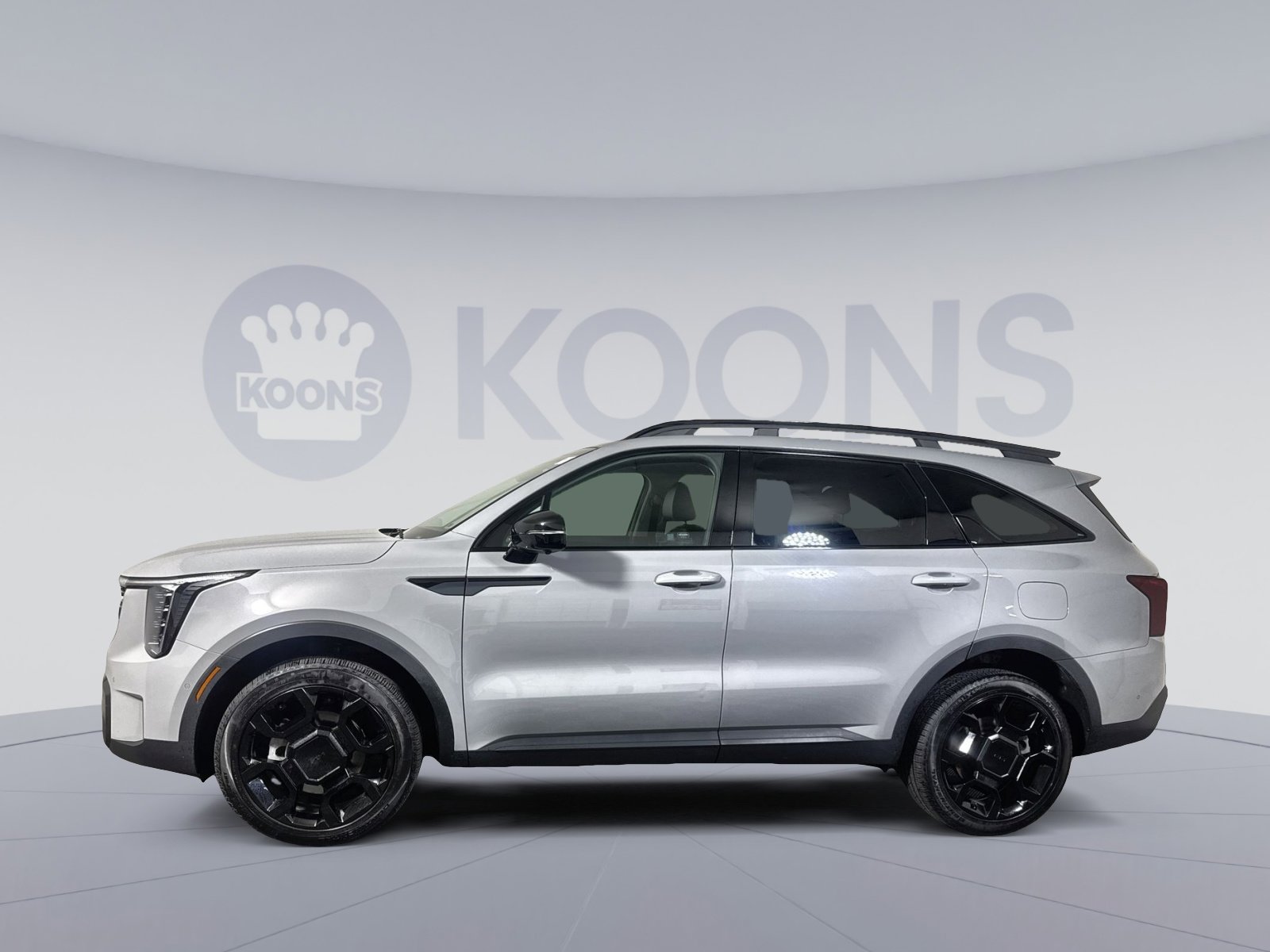 Used 2025 Kia Sorento SX AWD/4WD image 2