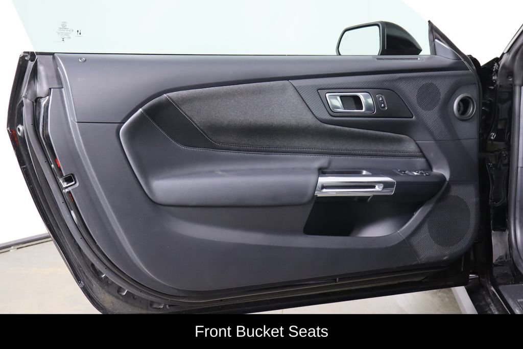 Used 2025 Ford Mustang Coupe image 13