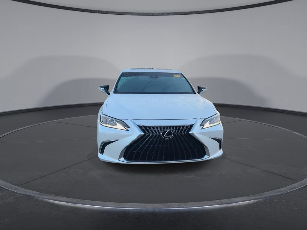 Used 2024 Lexus ES 350 w/ Premium Package FWD image 3