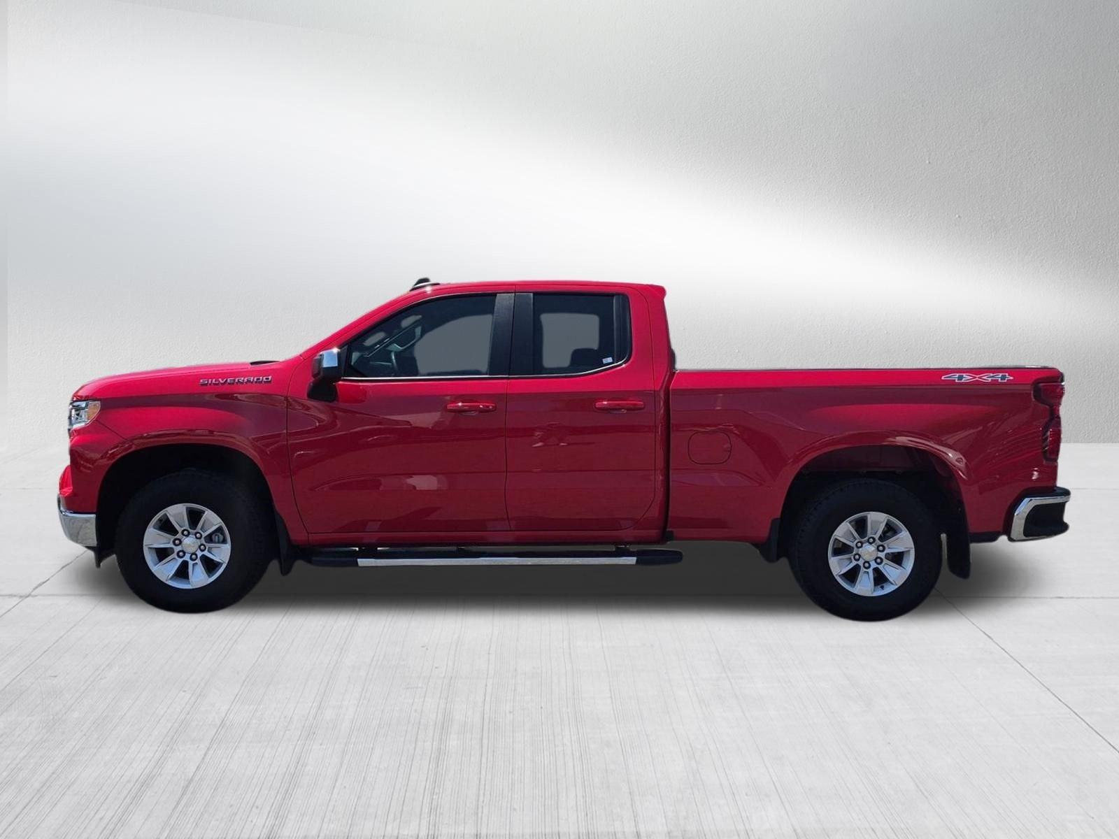 Certified 2026 Chevrolet Silverado 1500 LT w/ Leather Package AWD/4WD image 3