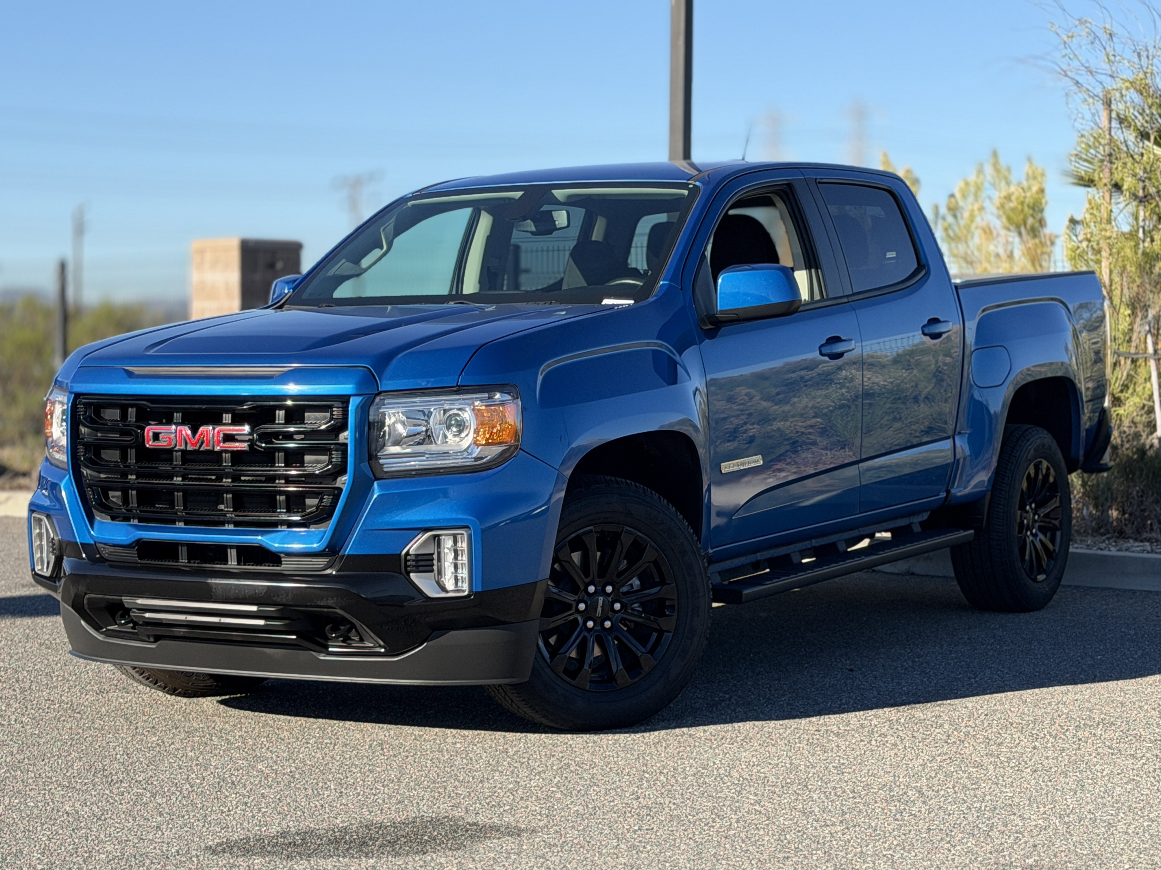 Used 2022 GMC Canyon Elevation w/ Trailering Package image 2