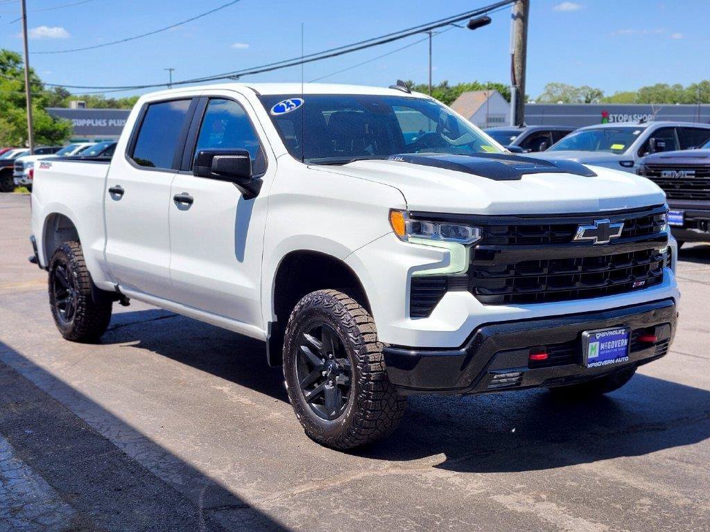 Used 2023 Chevrolet Silverado 1500 LT Trail Boss w/ Convenience Package II AWD/4WD image 7