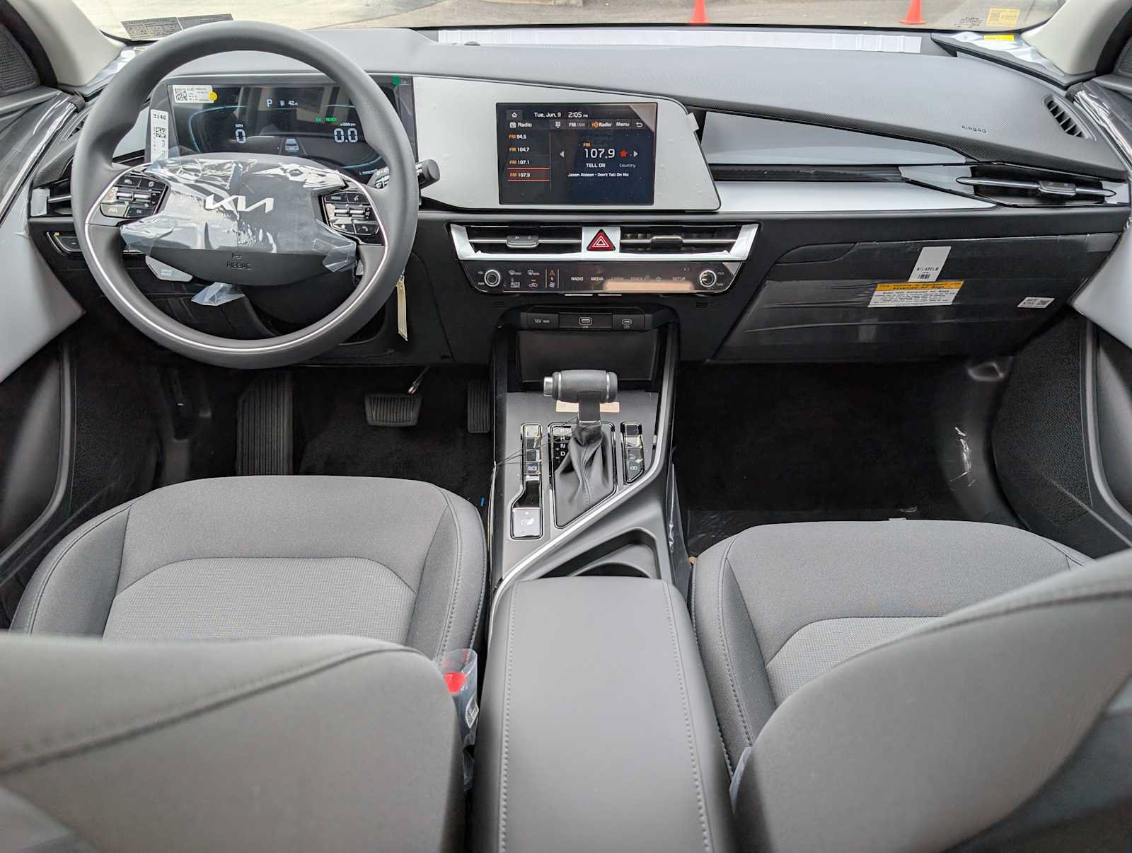 New 2026 Kia Niro LX FWD image 11