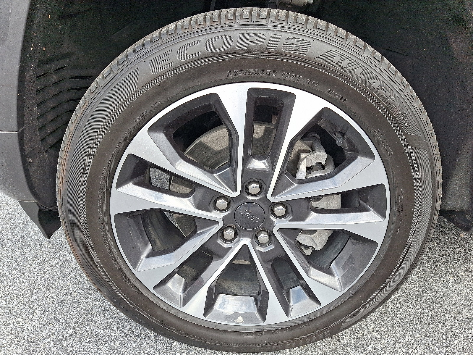 Used 2023 Jeep Grand Cherokee Overland w/ Luxury Tech Group IV image 9